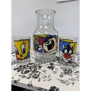 1994 Anchor Hocking Warner Bros. Looney Tunes Juice Jug With 2 Glasses